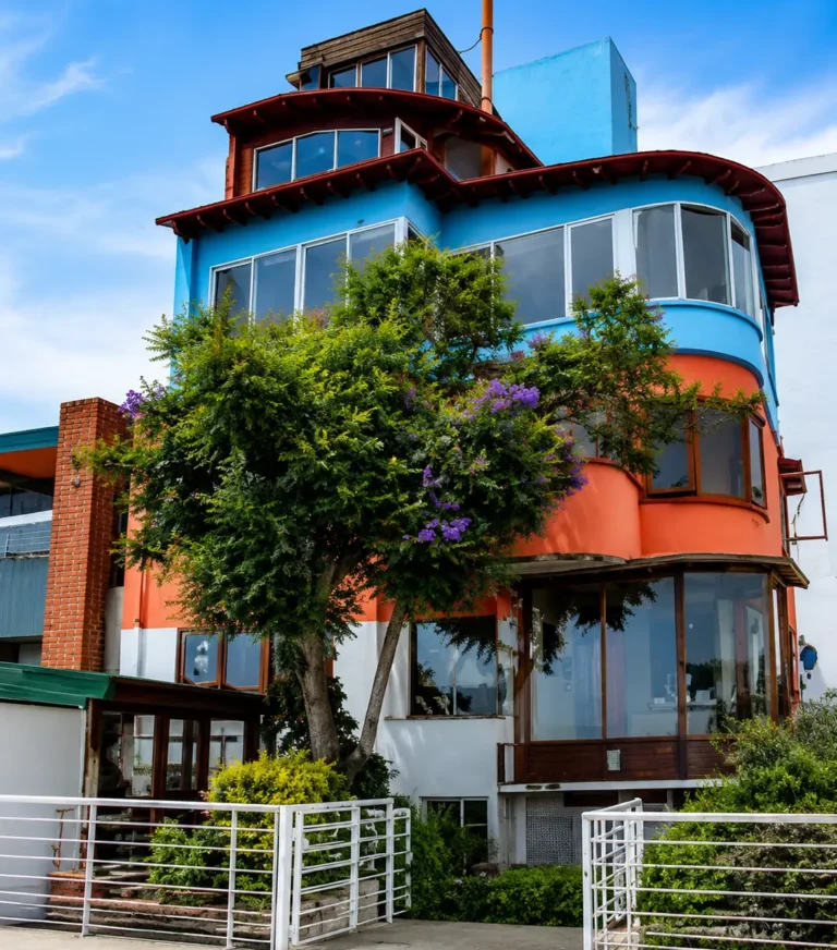 Neruda y Valparaíso: una historia de amor entre el poeta y el puerto